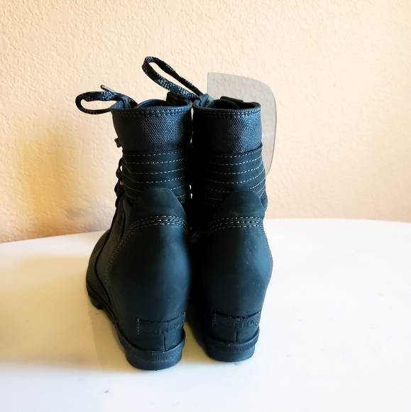 black sorel lexie wedge